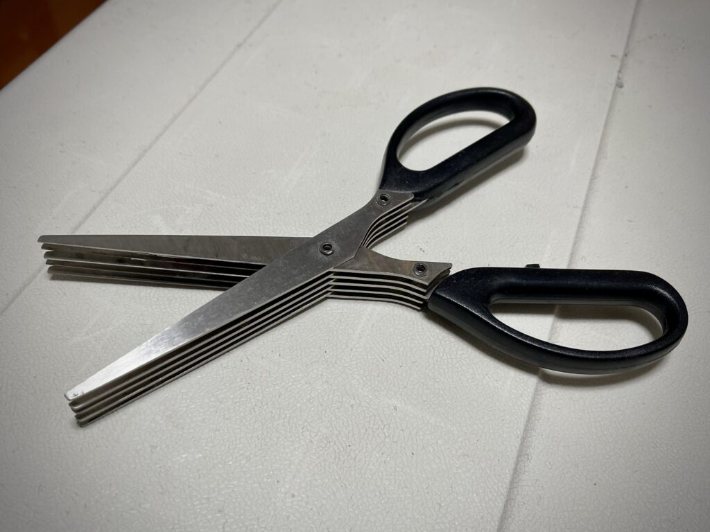 シュレッダーハサミ